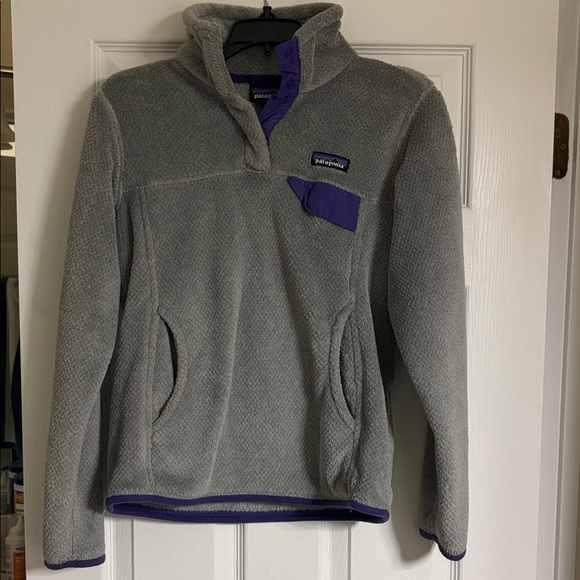 Patagonia Tops - Patagonia Gray Fleece with Purple Trim